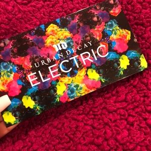 Urban Decay Electric pallet